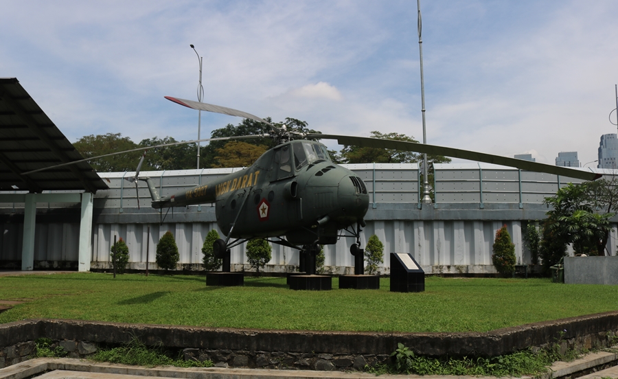 img_8772-tni-au-mil-mi-4-jakarta-900.jpg