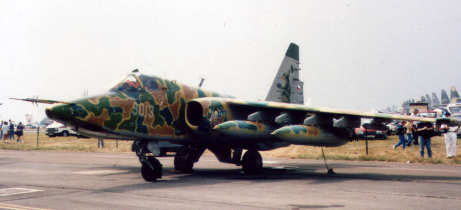 su-25_frogfoot3.jpg