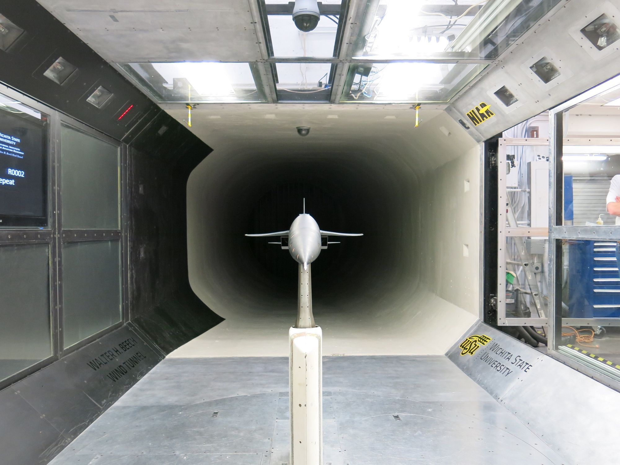 boomsupersonic.com