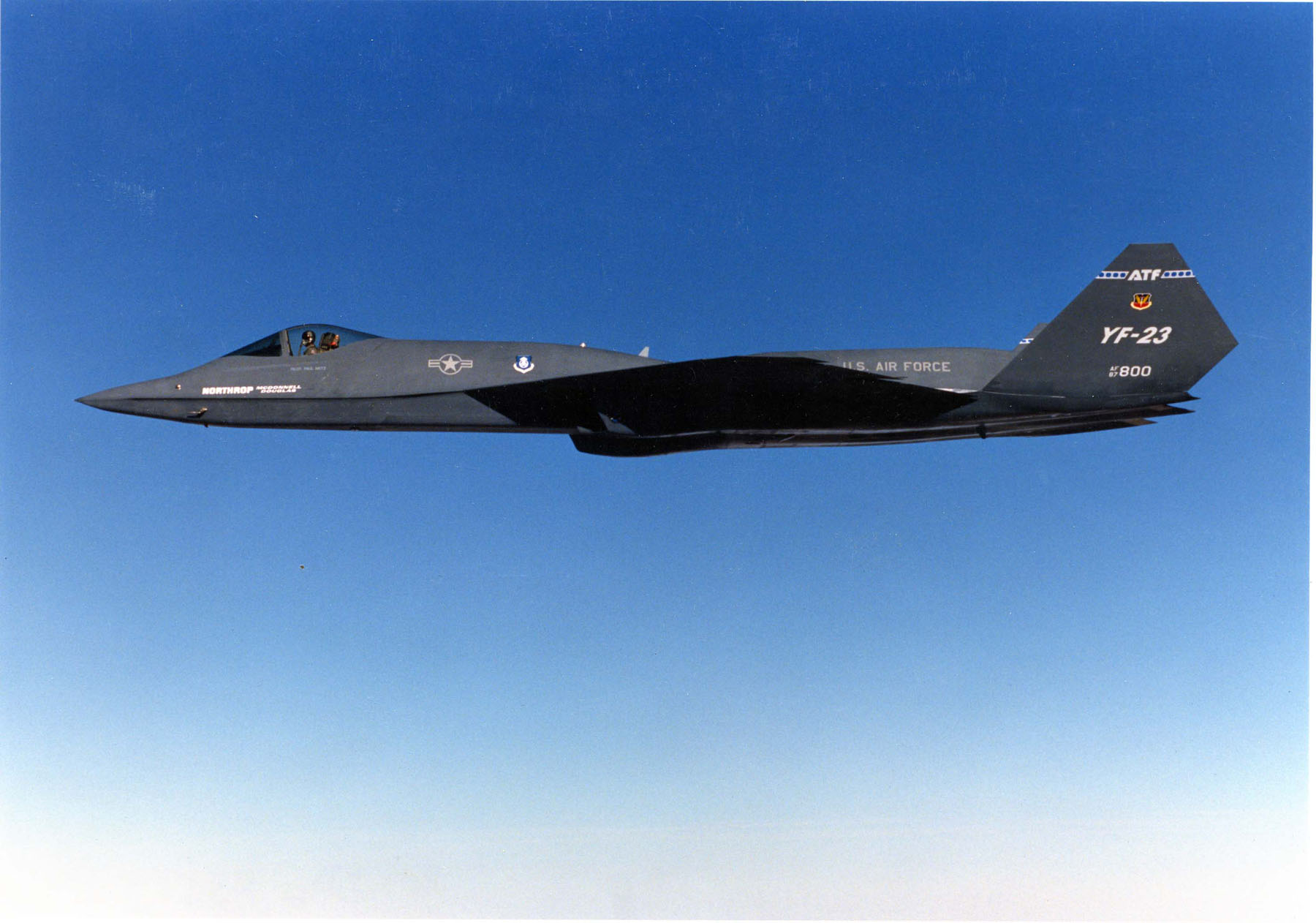 YF-23_left_view.jpg