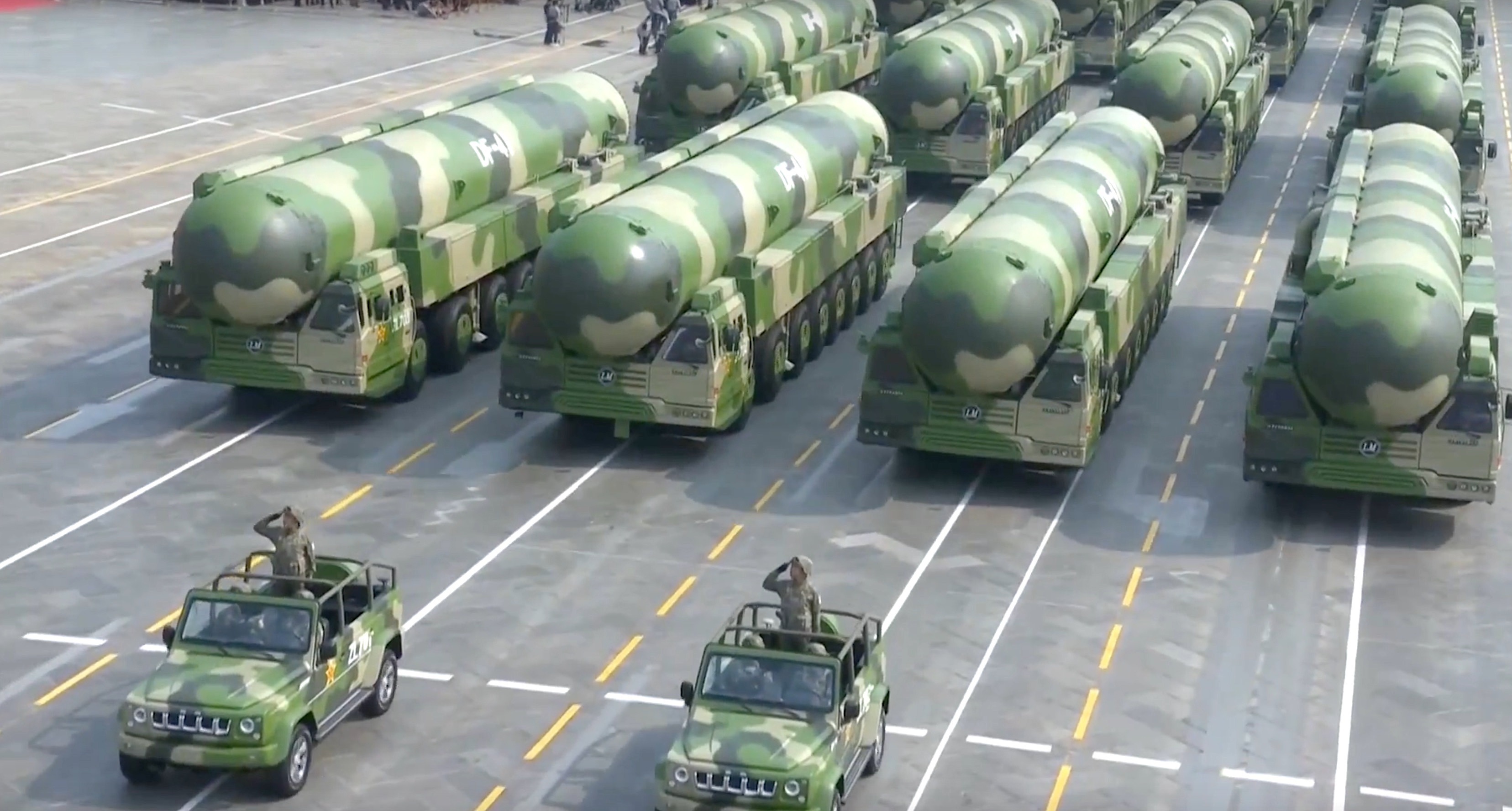 DF-41_Parade2019c.jpg