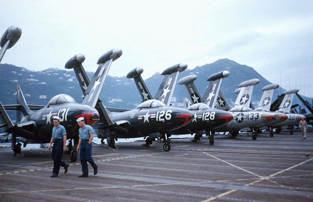 F9F-5_VF-111_CVA-39_1953.jpeg