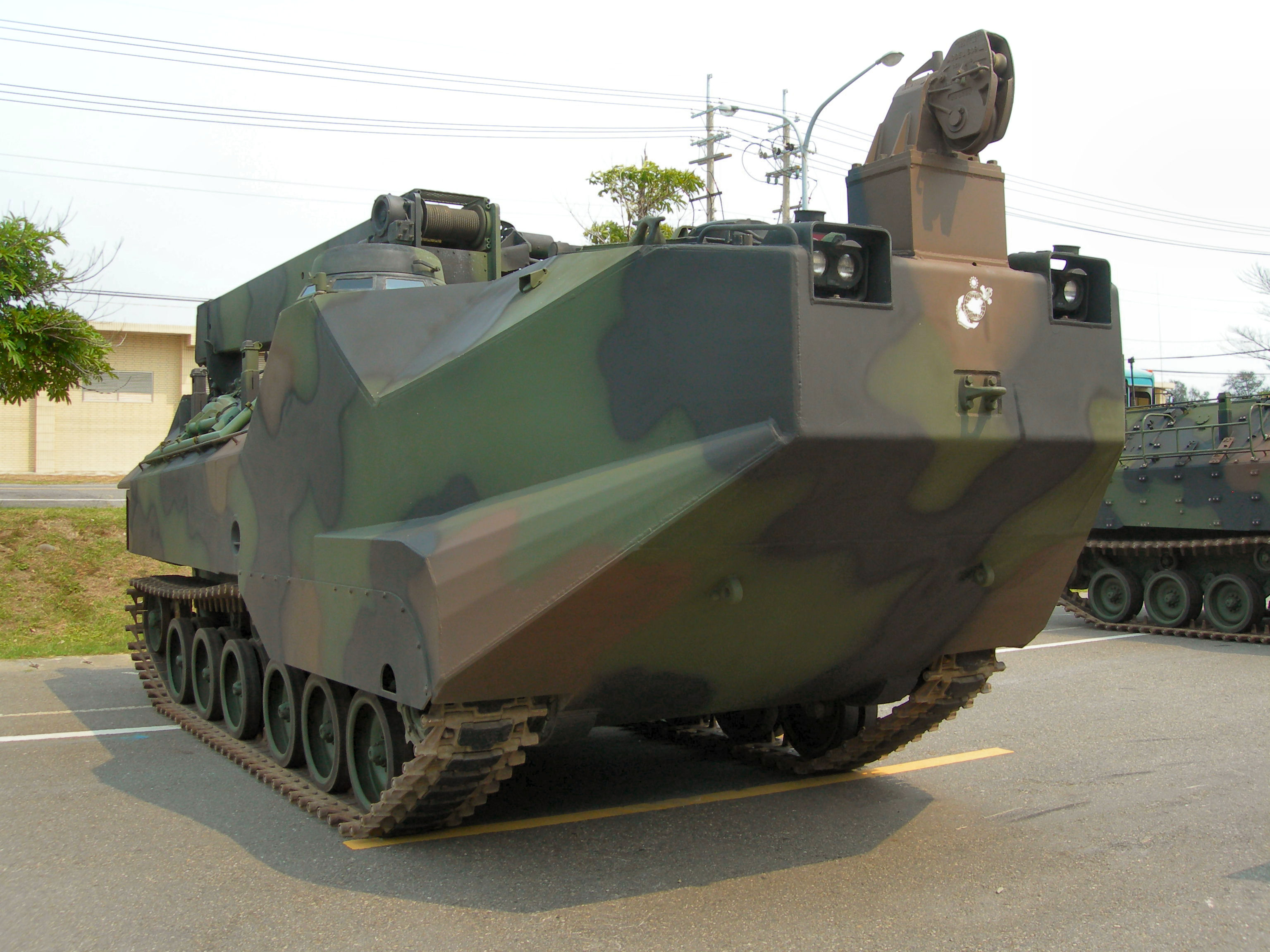 aav7_1_of_5.jpg