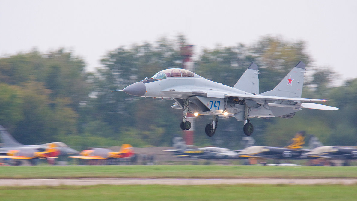 mig_35_maks_2013_by_diliev-d6kxg61.jpg