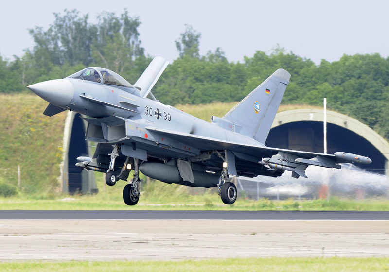 fw74ayzf.jpg