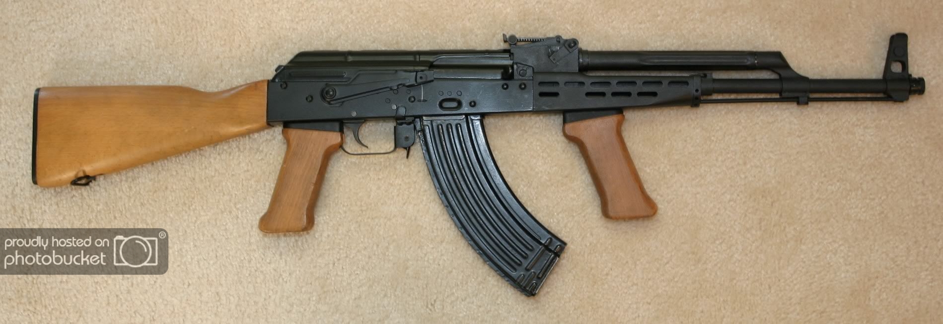 AKM63.jpg