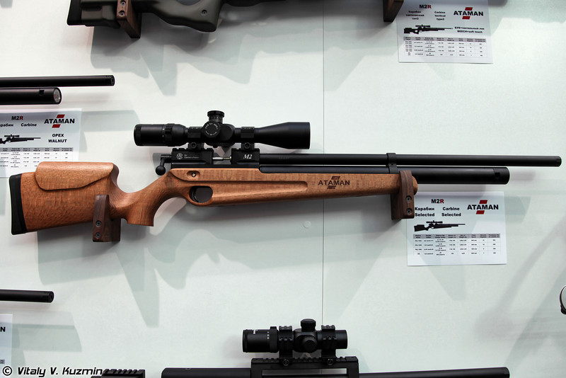 ArmsAndHunting2012-39-L.jpg