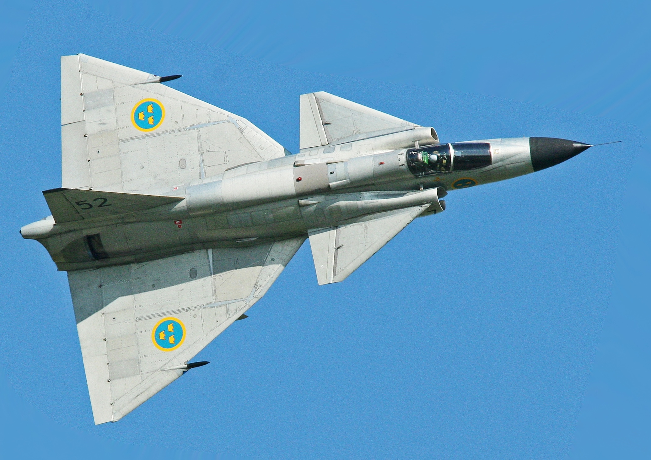 Saab_AJS-37_Viggen_%28angled%29.jpg