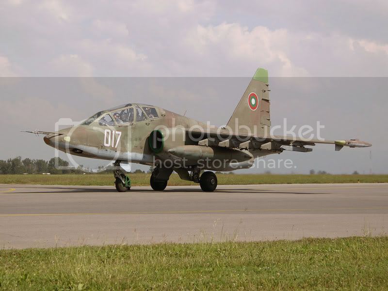 su25taxiing3ws6.jpg