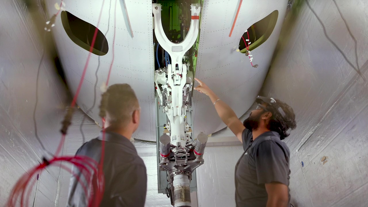 www.safran-landing-systems.com