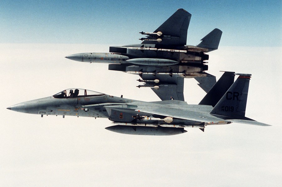 F-15C-Formation.jpg