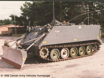 m113a1dozer.jpg