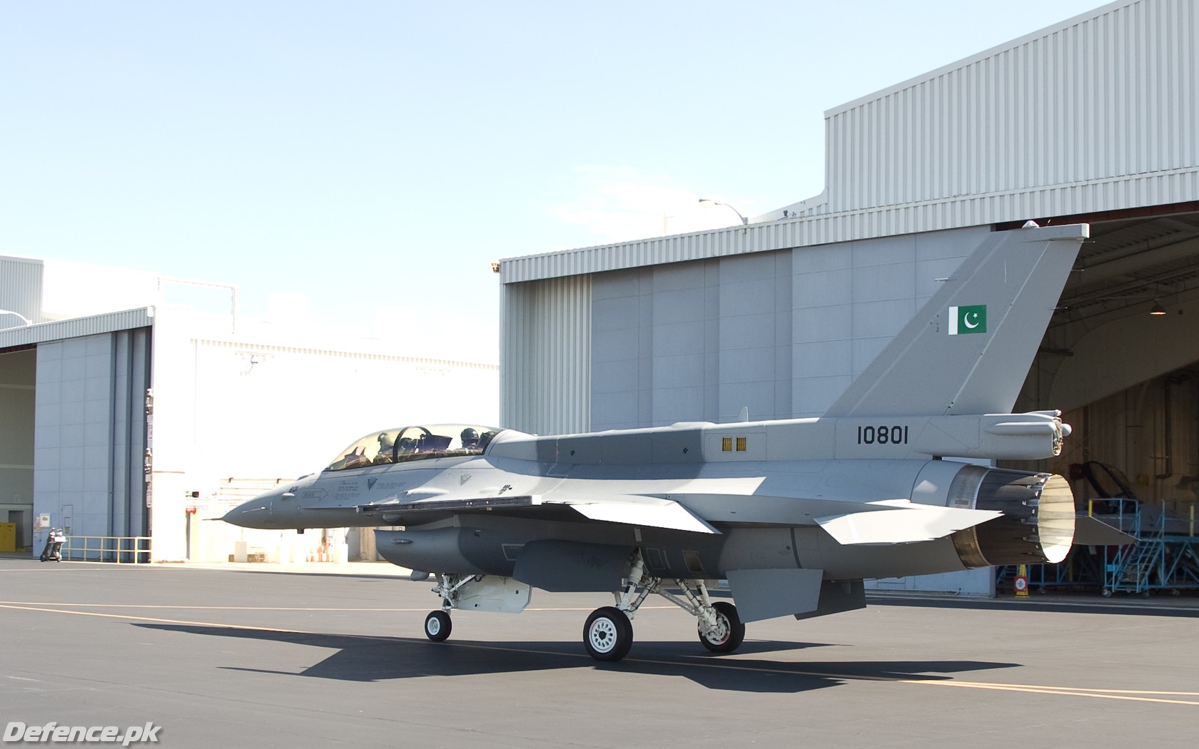 f-16d2.jpg