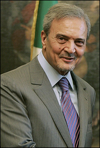 mk138009__45222494_saudfaisal_300_ap.jpg