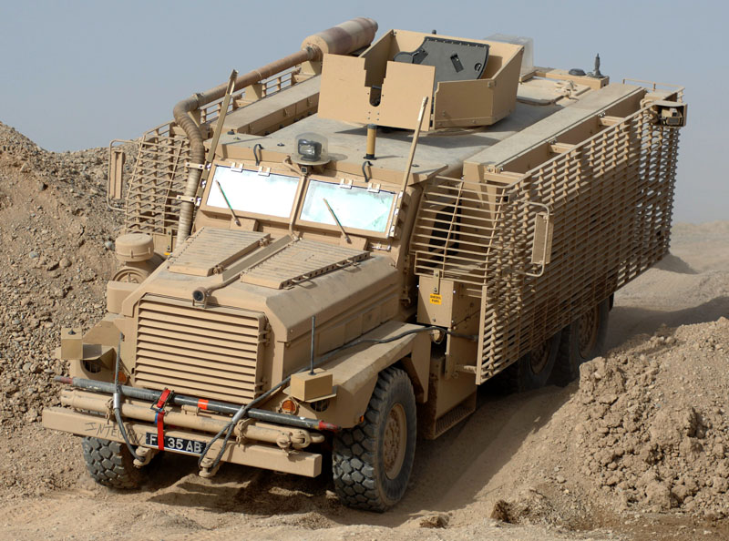 LAND_Cougar_Mastiff_Front-Top_Afghanistan_lg.jpg