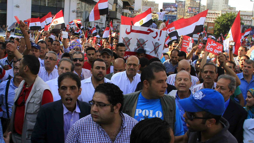 130630153054_egypt_protests8_976x549_bbc.jpg