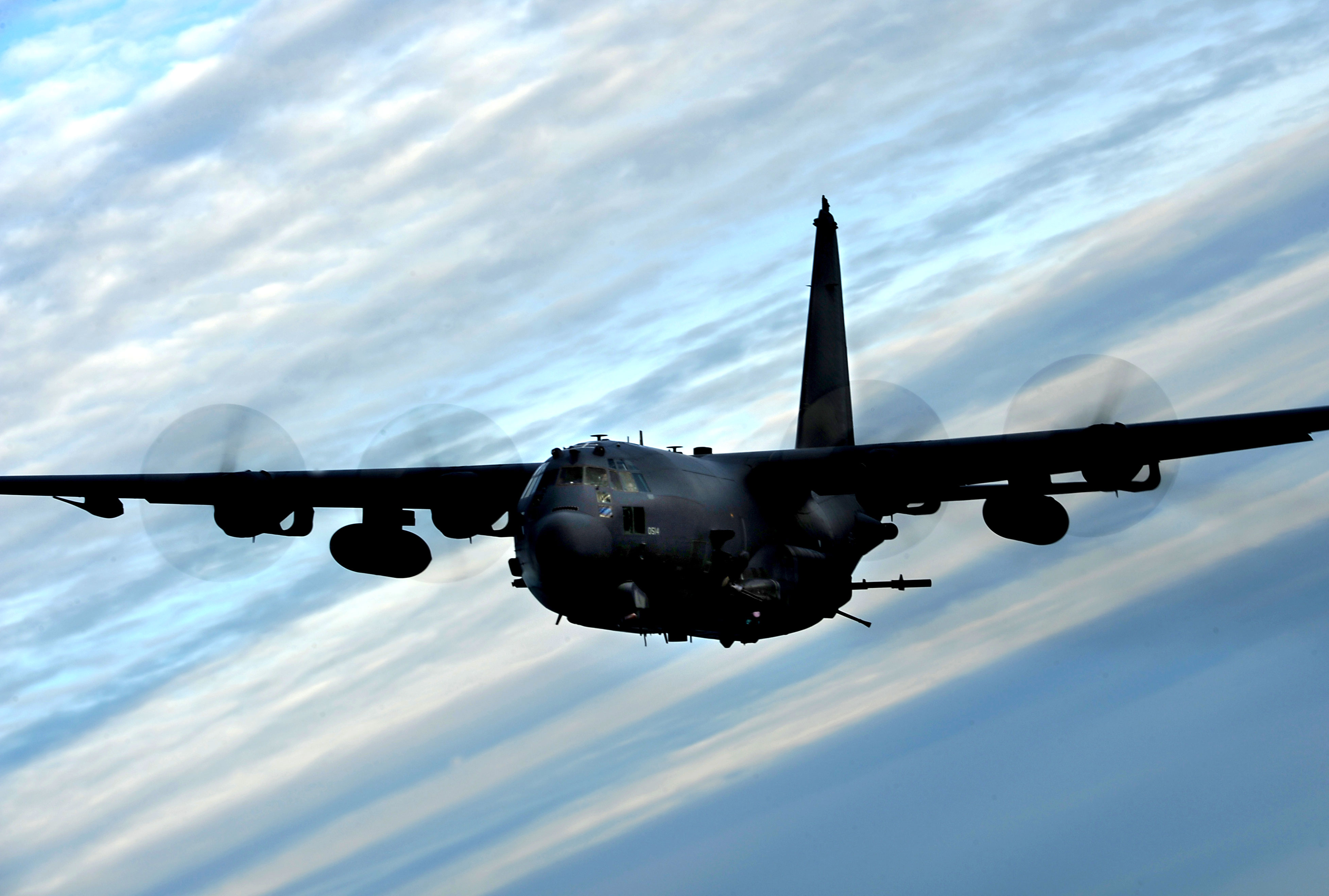 ac-130u-gunship-hr.jpg