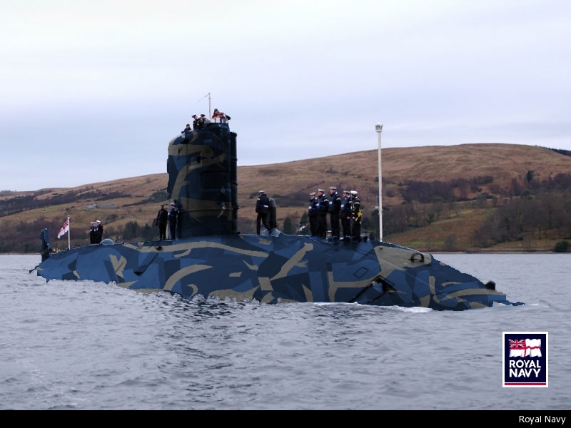 SHIP_SSN_HMS_Torbay-Razzcam-Sub-Blue3-80-0deg-95hl.jpg