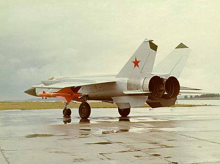 mig25p_4.jpg