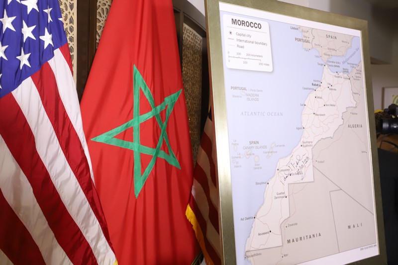 ambassadeur_david_et_carte_du_maroc1_700814178.jpg