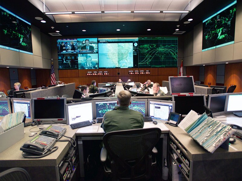 Norad-control-center.jpg