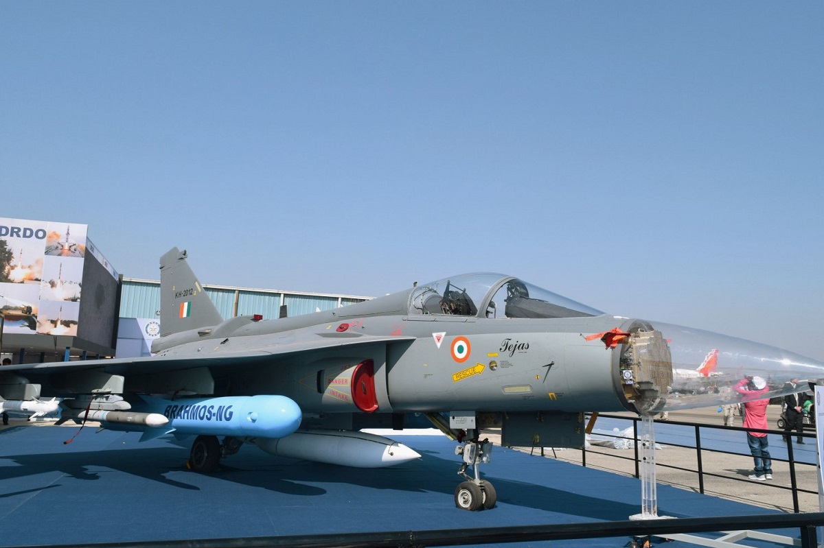 brahmos-ng-on-tejas_1580986014.jpeg