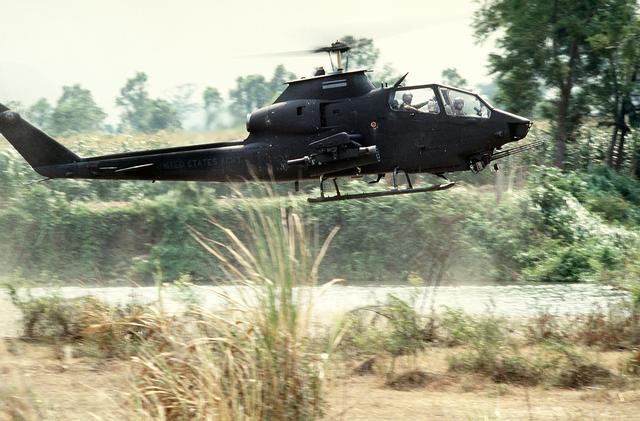 ah-1_13.jpg