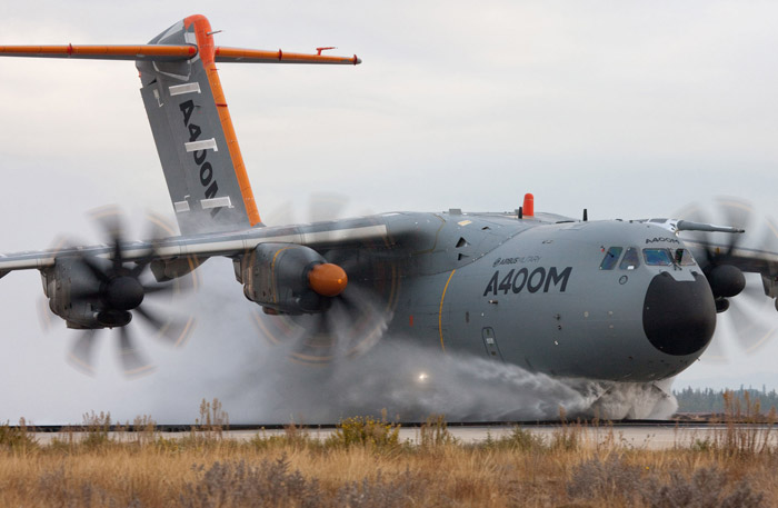 A400M-water-ingestion.jpg