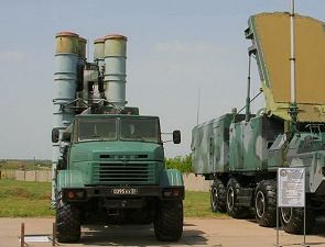 S-300 PM S-300PM SA-10C 5P85T Surface-to-air missile system data sheet description information information identification Russia Russian army launcher truck anti-aircraft defense truck KRAZ-260