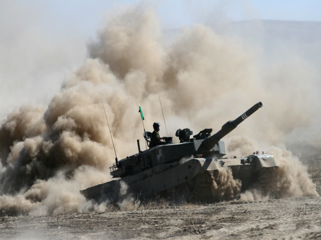 yakima_type90_mbt_dust_001.jpg