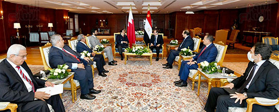 الرئيس السيسي يستقبل ملك البحرين (3)