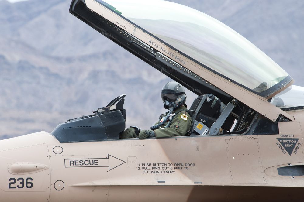 F-16-64-AGRS.jpg