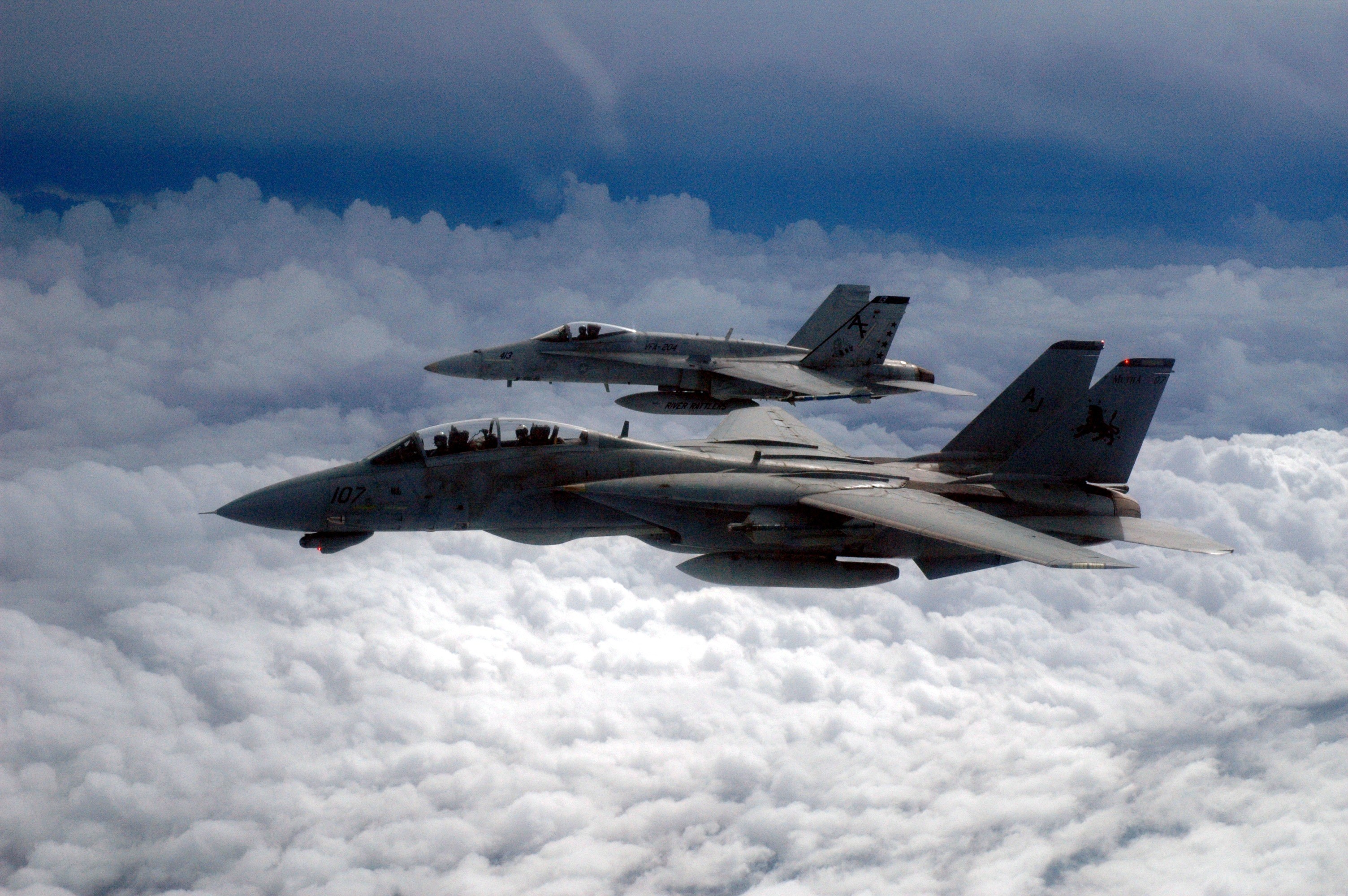 aircraft_military_desktop_3008x2000_hd-wallpaper-1244209.jpg