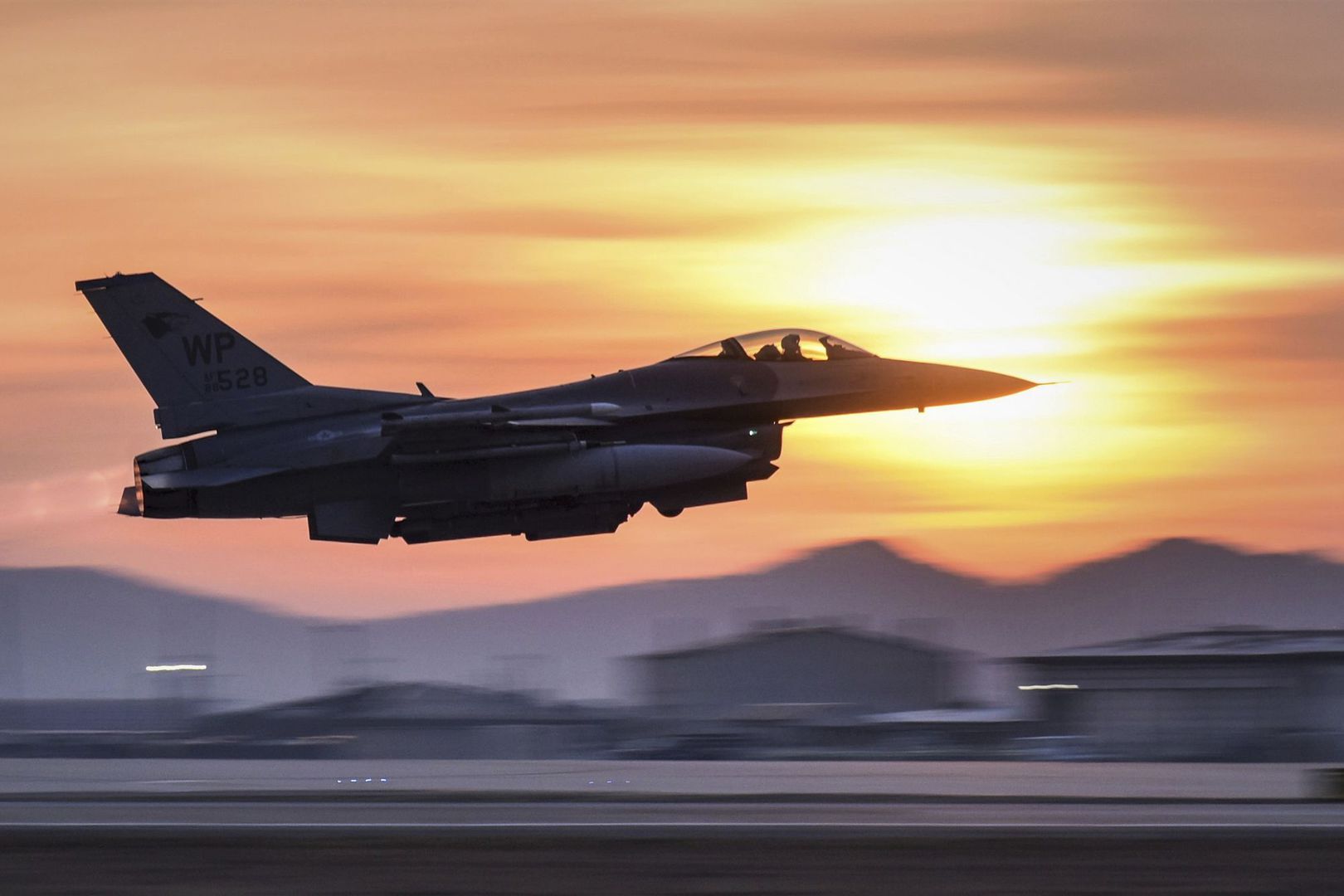 www.defencetalk.com