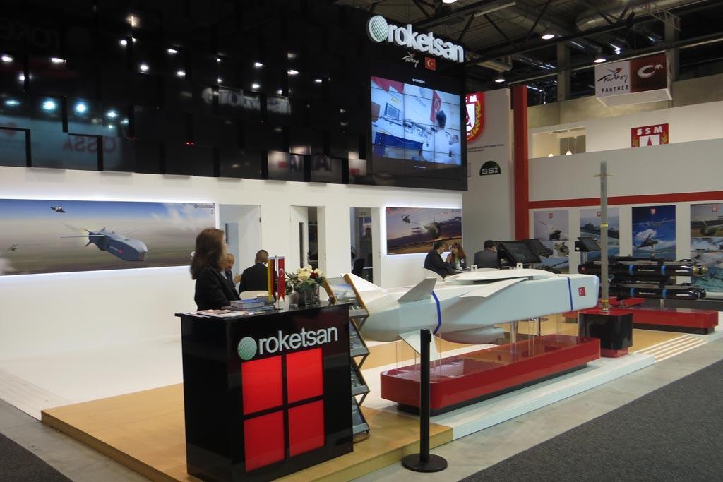 roketsan-stand-ila2013sut5.jpg