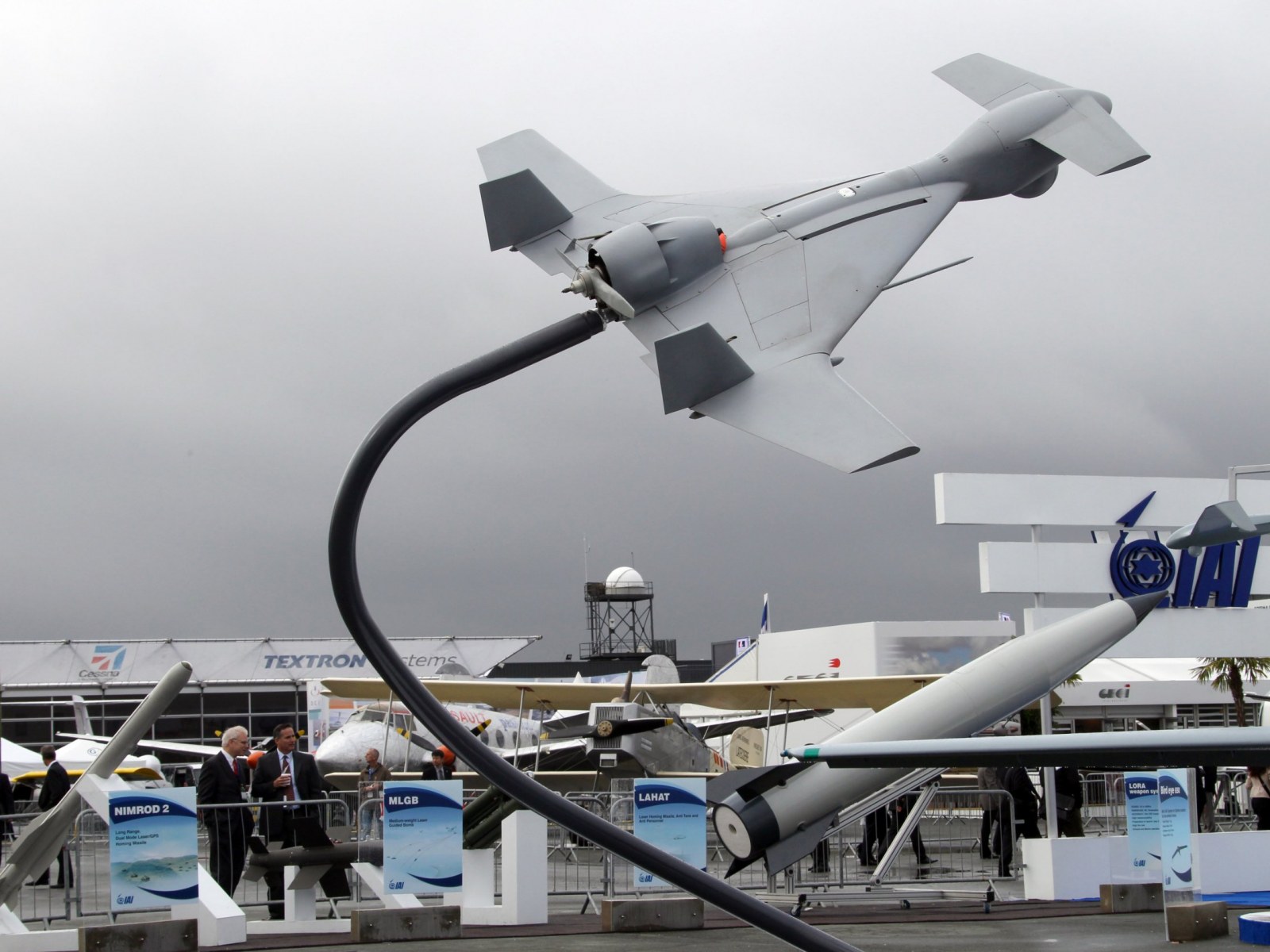 suicide-drone-kamikaze-loitering-munitions-uav.jpg