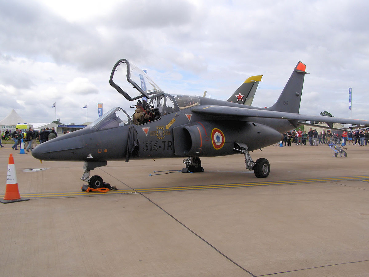 1200px-AlphaJet-e47.jpg