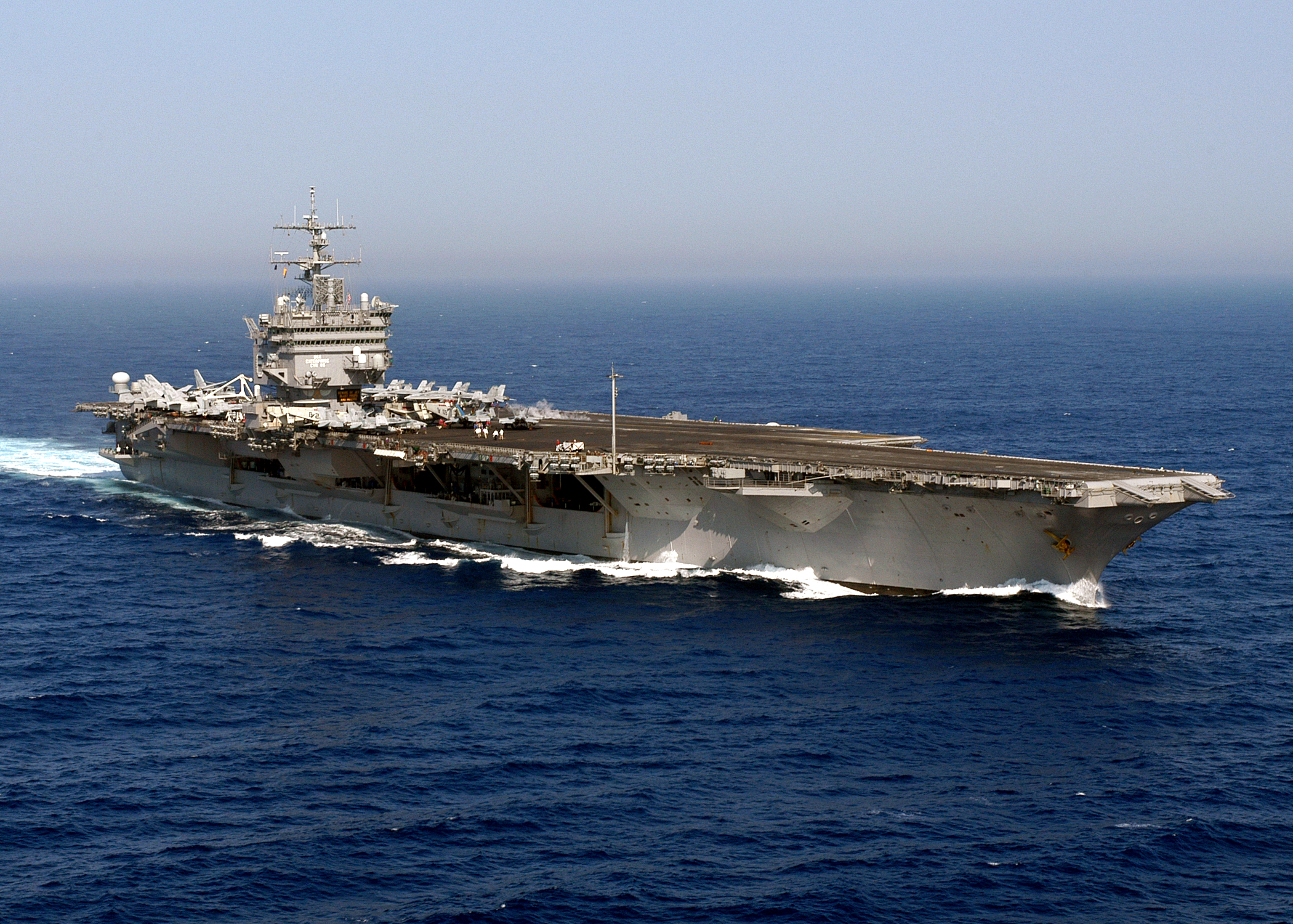 USS_Enterprise_%28CVN-65%29.jpg
