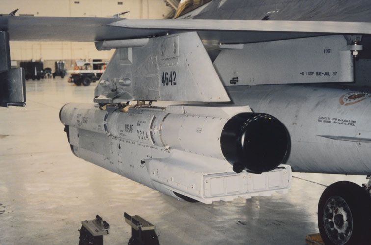 alq184v9lcb8.jpg