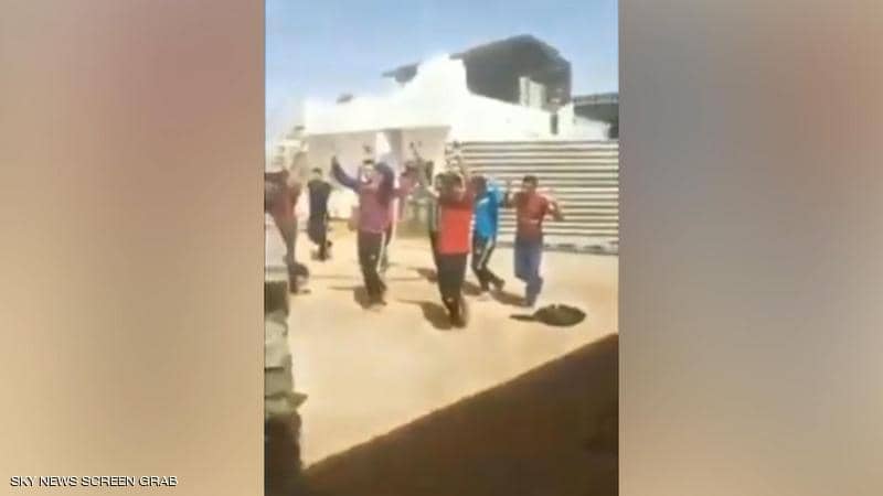 فيديو.. إهانة عشرات المصريين في ترهونة