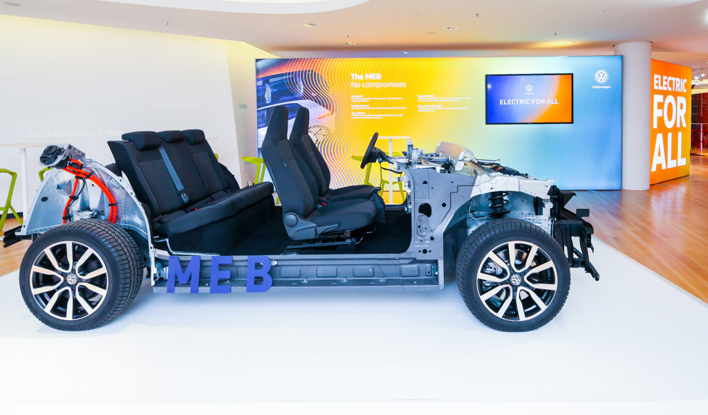 volkswagen-group-meb-modular-electric-car-platform_100670963_l.jpg