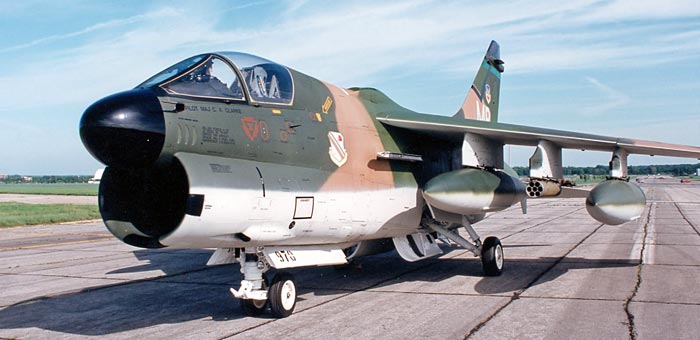 vought-a-7-corsair-ii.jpg