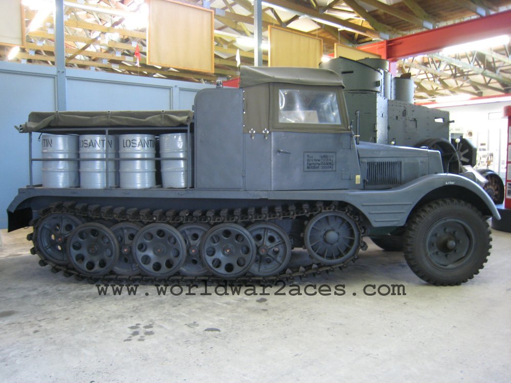 german-halftrack-1276.jpg