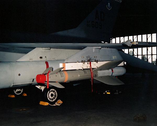 agm-119_140.jpg