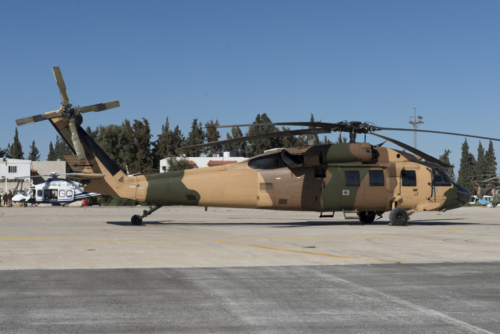 847_UH-60L_8sqn_1_RJAF-1024x684.jpg