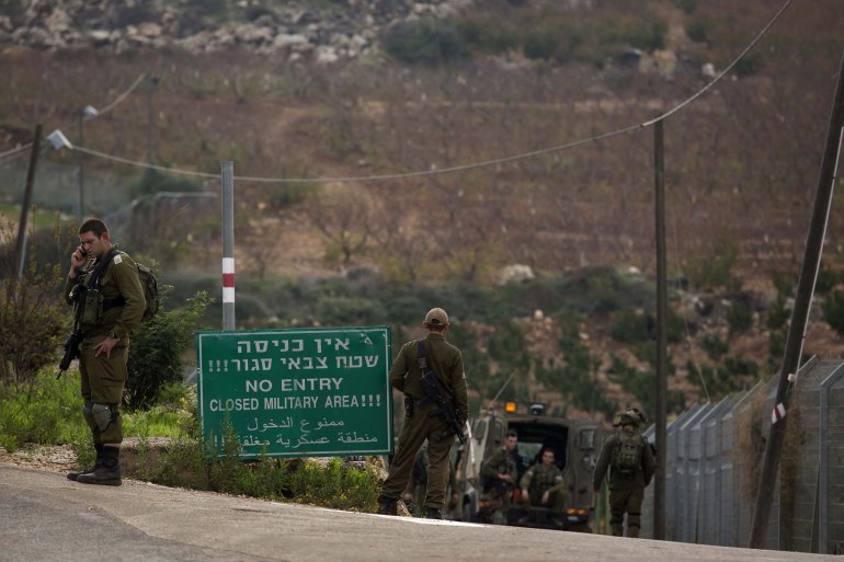 جنود إسرائيليون خلال عملية سابقة عند الحدود اللبنانية (غيتي)