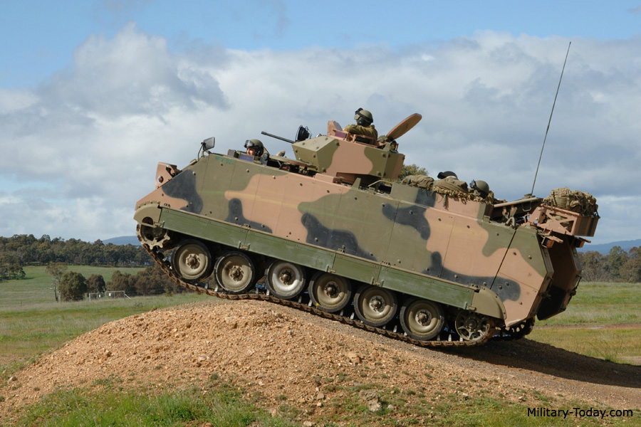 m113as4_l4.jpg