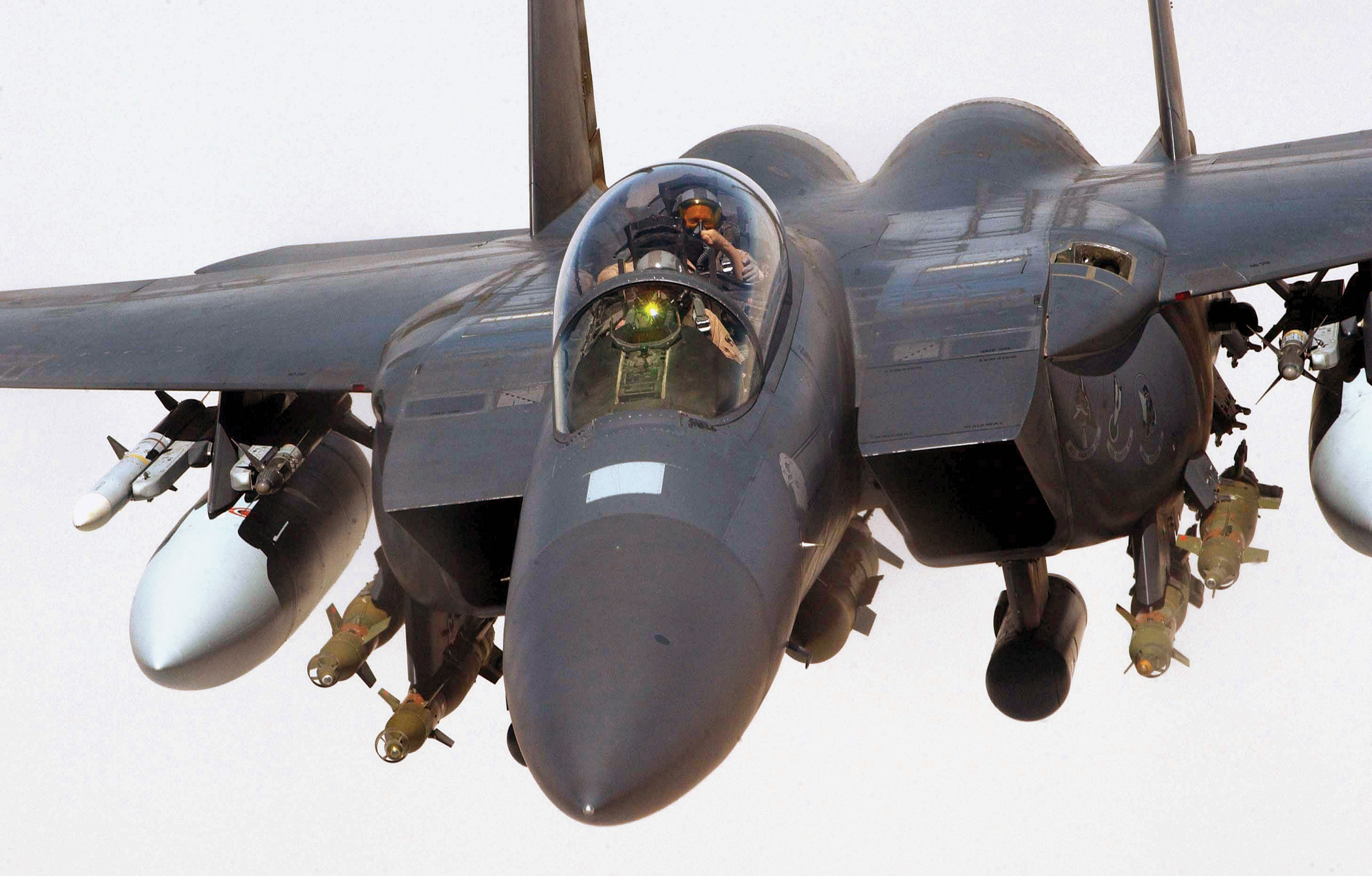 RAF_F-15E_Strike_Eagle_Iraq_2004.jpg