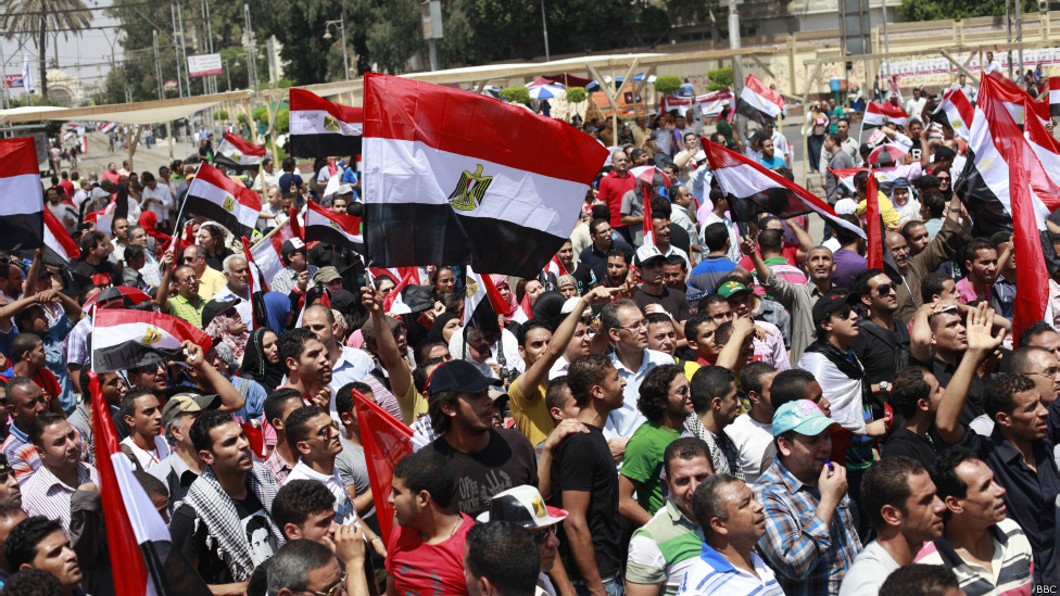 130630152341_egypt_protests4_976x549_bbc.jpg