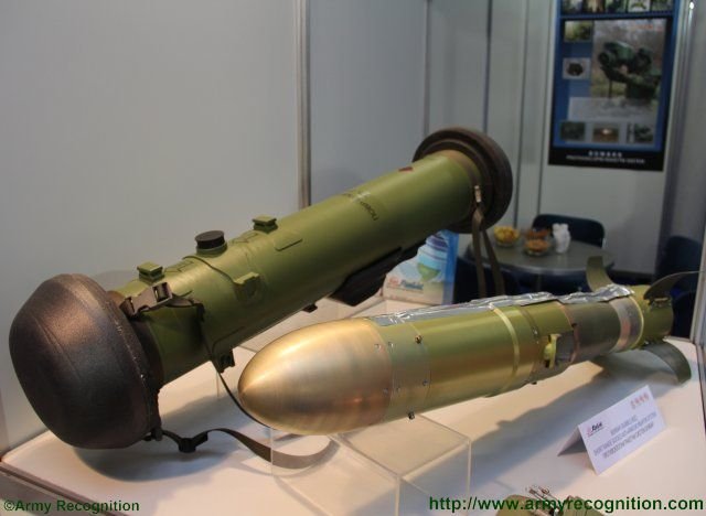 Bumbar_short_range_portable_anti_tank_missile_highlighted_at_PARTNER_2015_640_002.jpg
